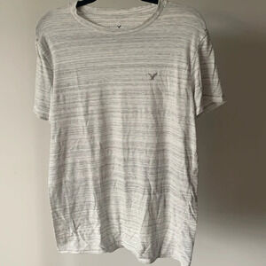 Men’s Medium American Eagle Tee